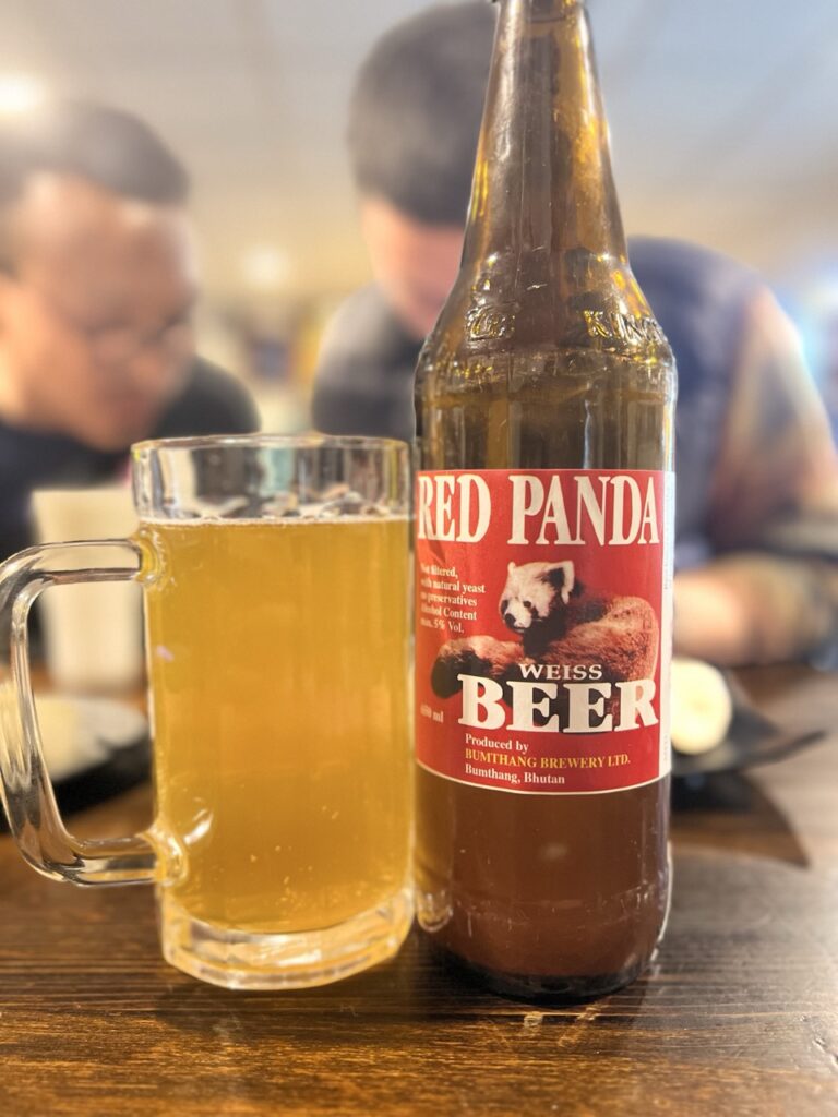 Cerveza local Red Panda de Bután (Bhutan)