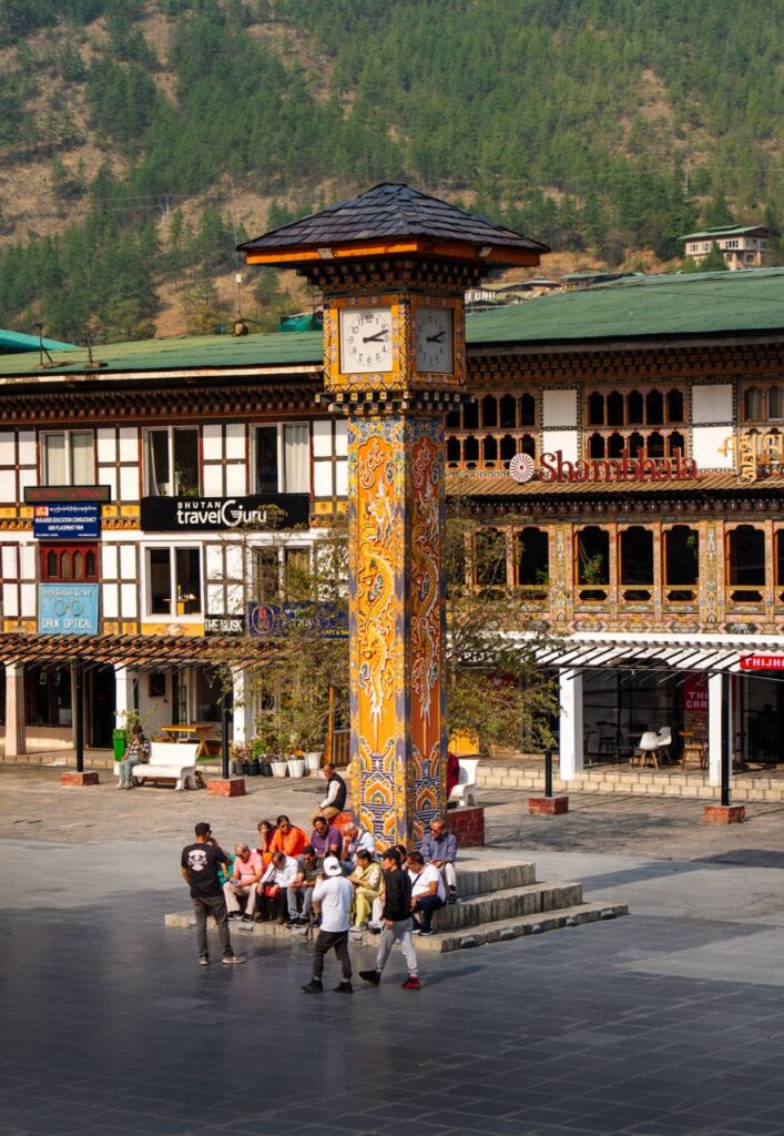 Plaza de la Torre del Reloj en Timbu (Thimphu), la capital de Bután (Bhutan)